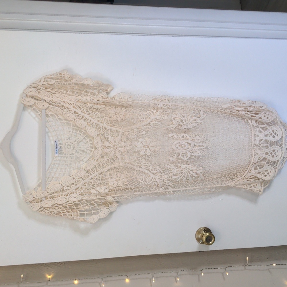 Mermaid hem crochet coverup tunic sz S/M